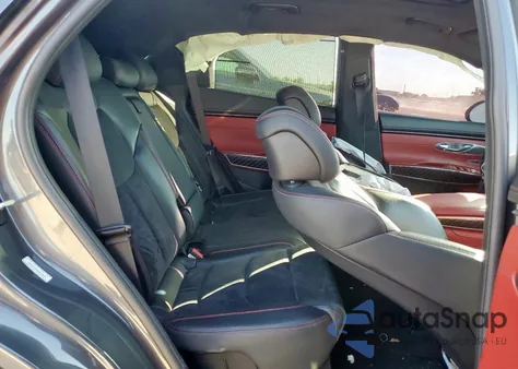 2022 Genesis Gv70 Base from USA, damaged, VIN KMUMCDTC4NU042870